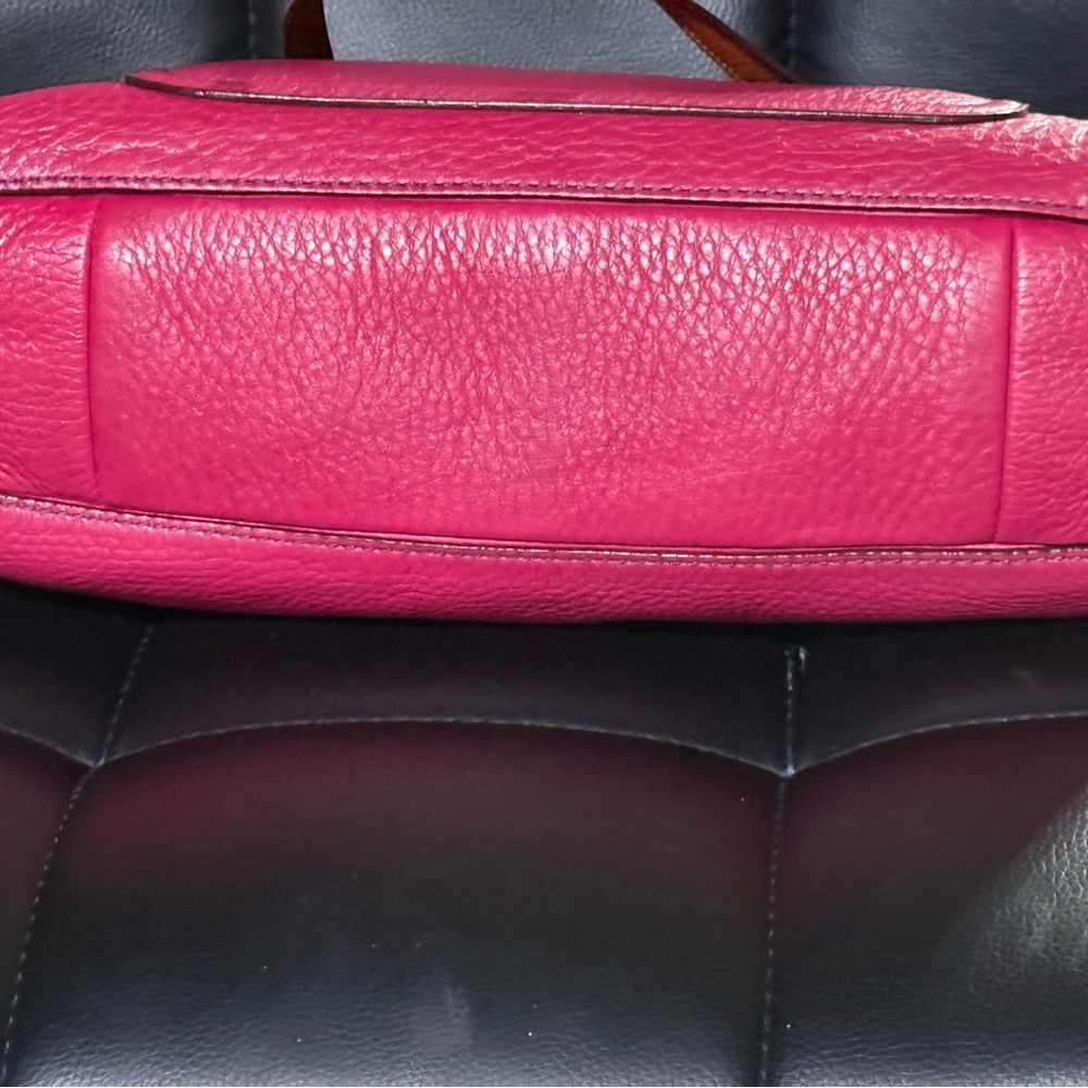 Coach Vintage Chelsea Vibrant Pink Tote Bag with Tan Handles - Picture 8 of 13